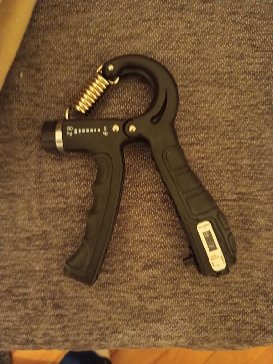 Power Gripper Metal Series - Renforceurs de poignées Professionnels - (50lbs - 400lbs) pour l'entraînement des poignées, des Poignets et des Bras (Argent 300lbs