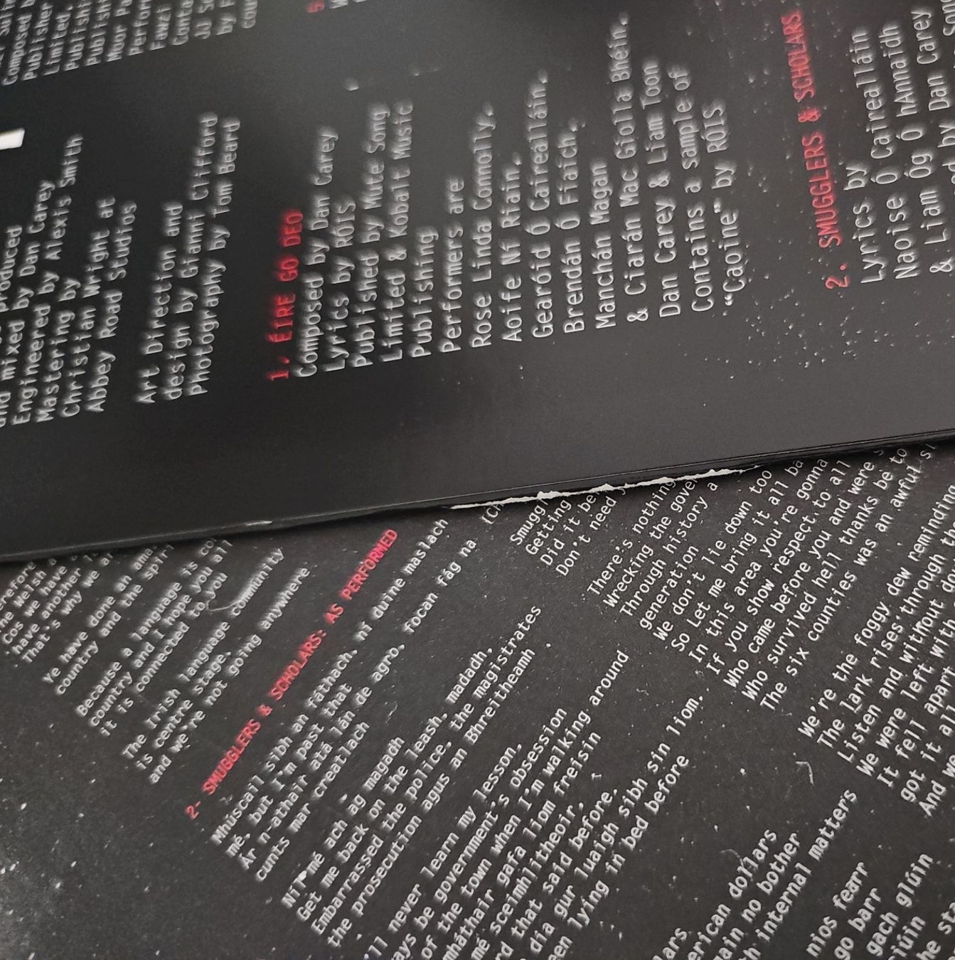 Dischi in vinile: KNEECAP Fenian Vinyl Splatter Clear – Nuovo (secondo la descrizione) da Lausanne venduto da davzic 2