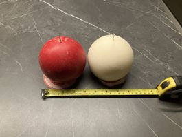 Candele sferiche decorative, set di 2, rosso e bianco