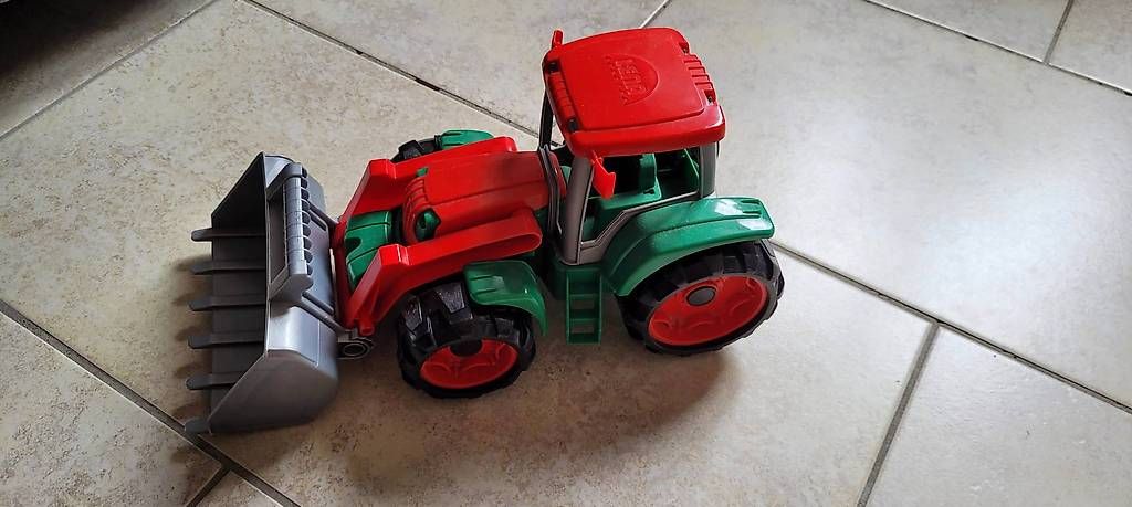 Spielzeuge: tracteur – Gebraucht aus Ste-Croix von kar_9x7w