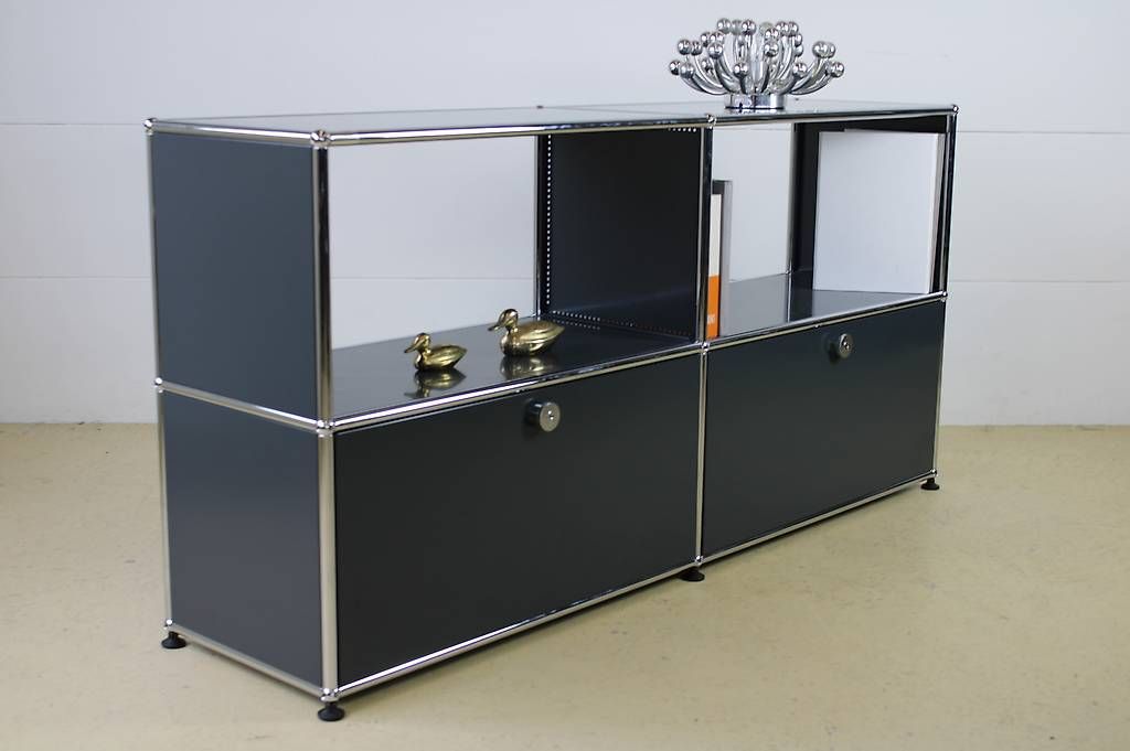 USM Scaffali: USM Sideboard Anthrazitgrau, (Nr.2), neuwertig – Usato da Meinisberg venduto da atelier_TILIJA 4