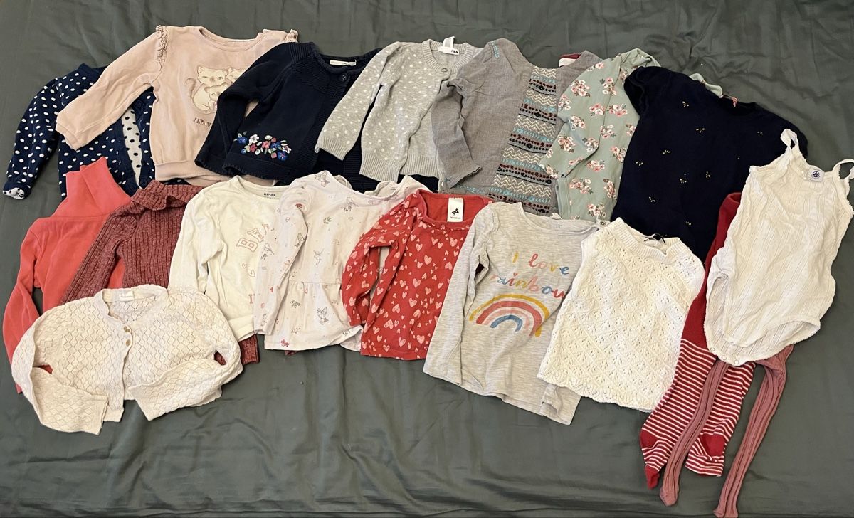 Kleiderpakete & -sets: Mädchenkleidungspaket, Größe 92 – Gebraucht aus Châtelaine von EvelinaT