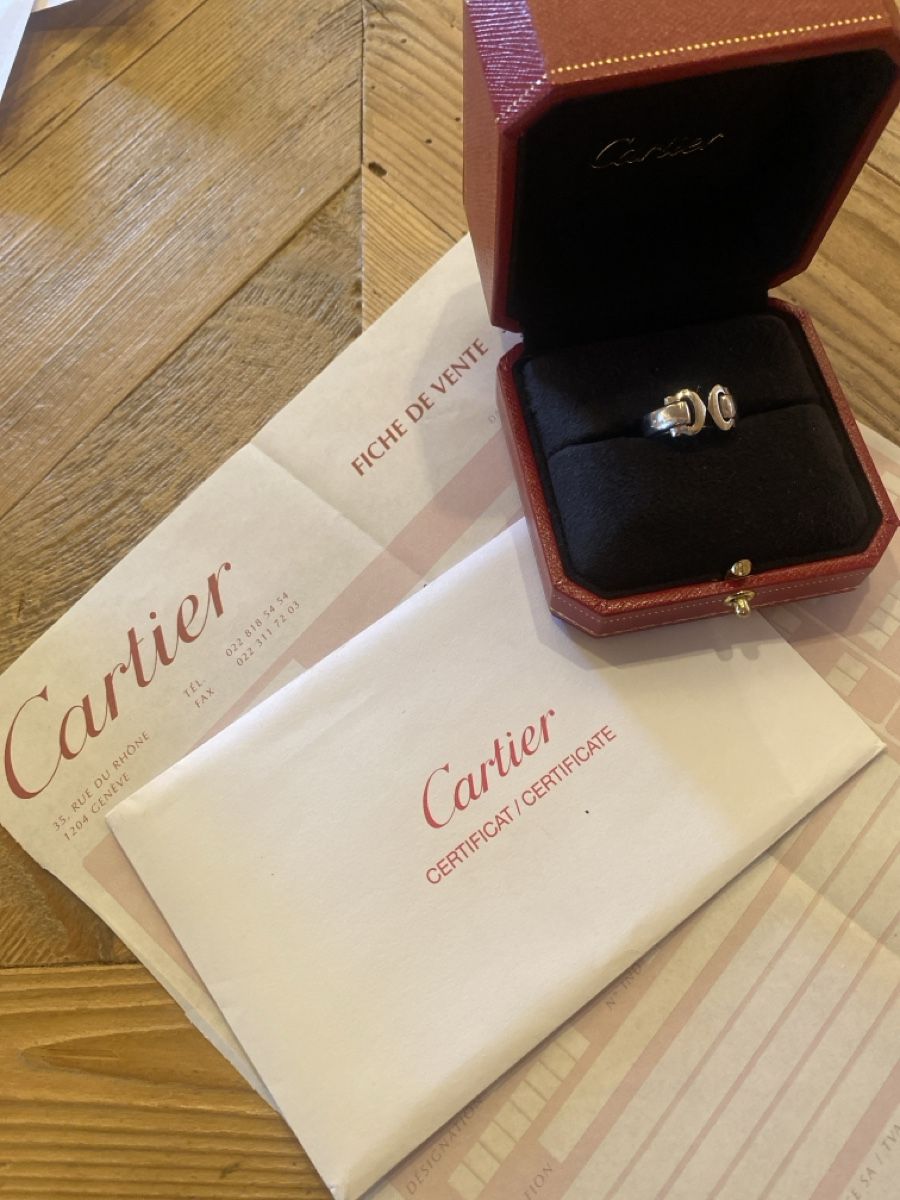 Cartier Anelli: Cartier Ring Double C Weissgold Gr. 51 – Usato da Saanenmöser venduto da ballerinas