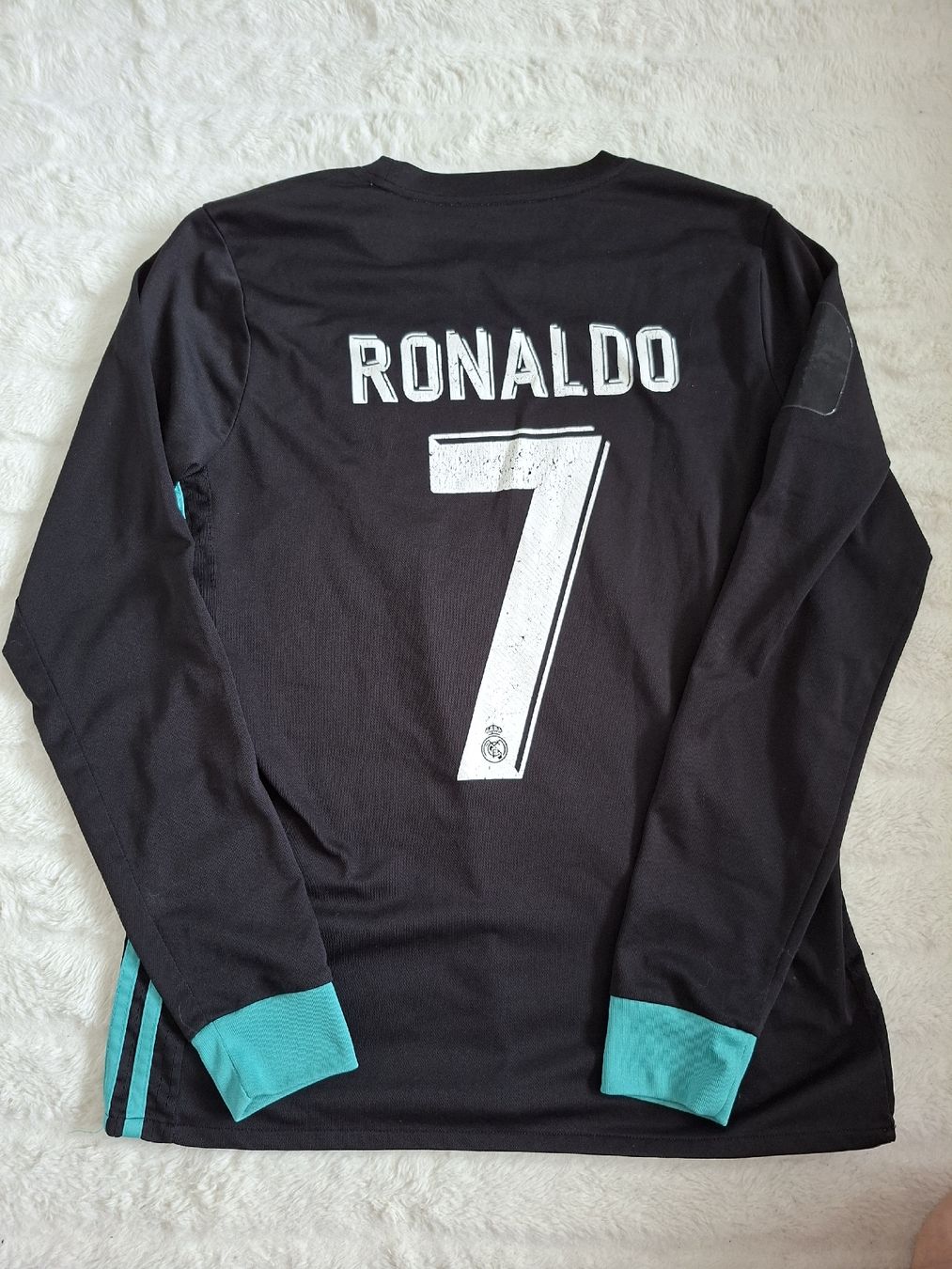 Real Madrid Canottiere & Pantaloni: Maillot Real Madrid2017 Ronaldo – Usato da Renens VD venduto da ser_j2fn 1