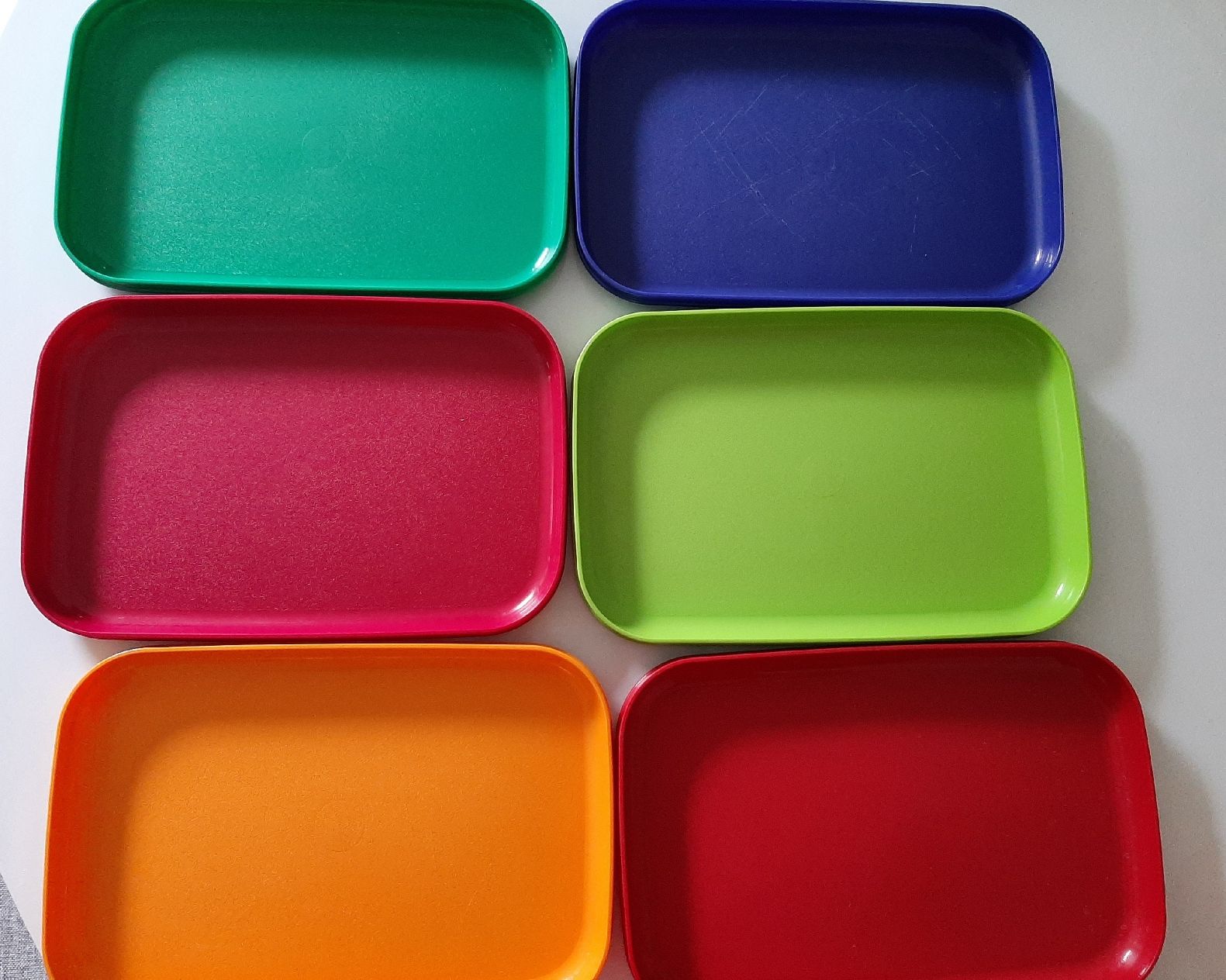Tupperware Assiettes: Tupperware Picknickteller 6 Stücke  – Neuf (Voir description) à Frutigen par Mgirasol 1