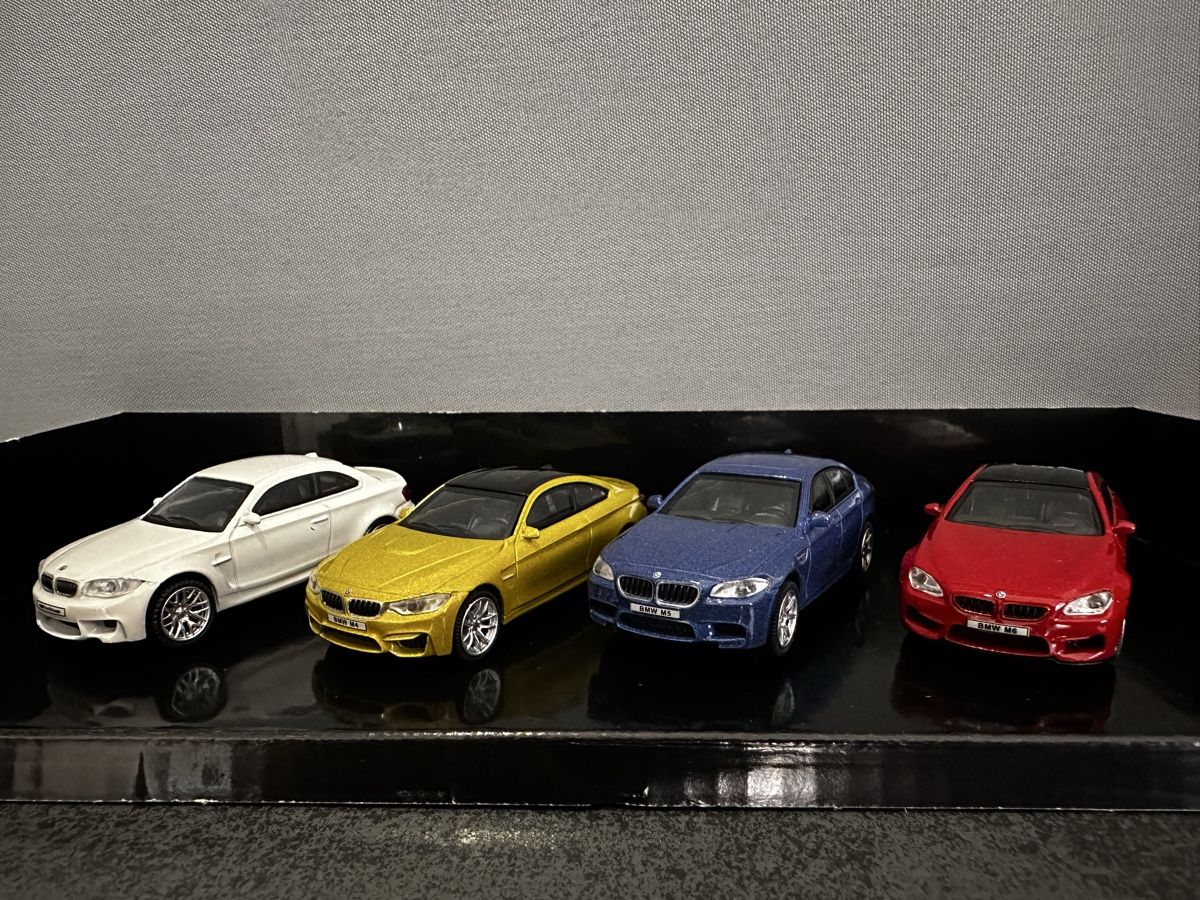 BMW Modellini d'auto: BMW M Car Collection 1:64 – Nuovo (secondo la descrizione) da Münsingen venduto da rav_qsw8 4