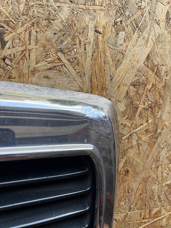 Toutes les pièces auto: W124 SEC Grill Schätz-Tuning selten – D'occasion à Sulgen par Semi3369 4