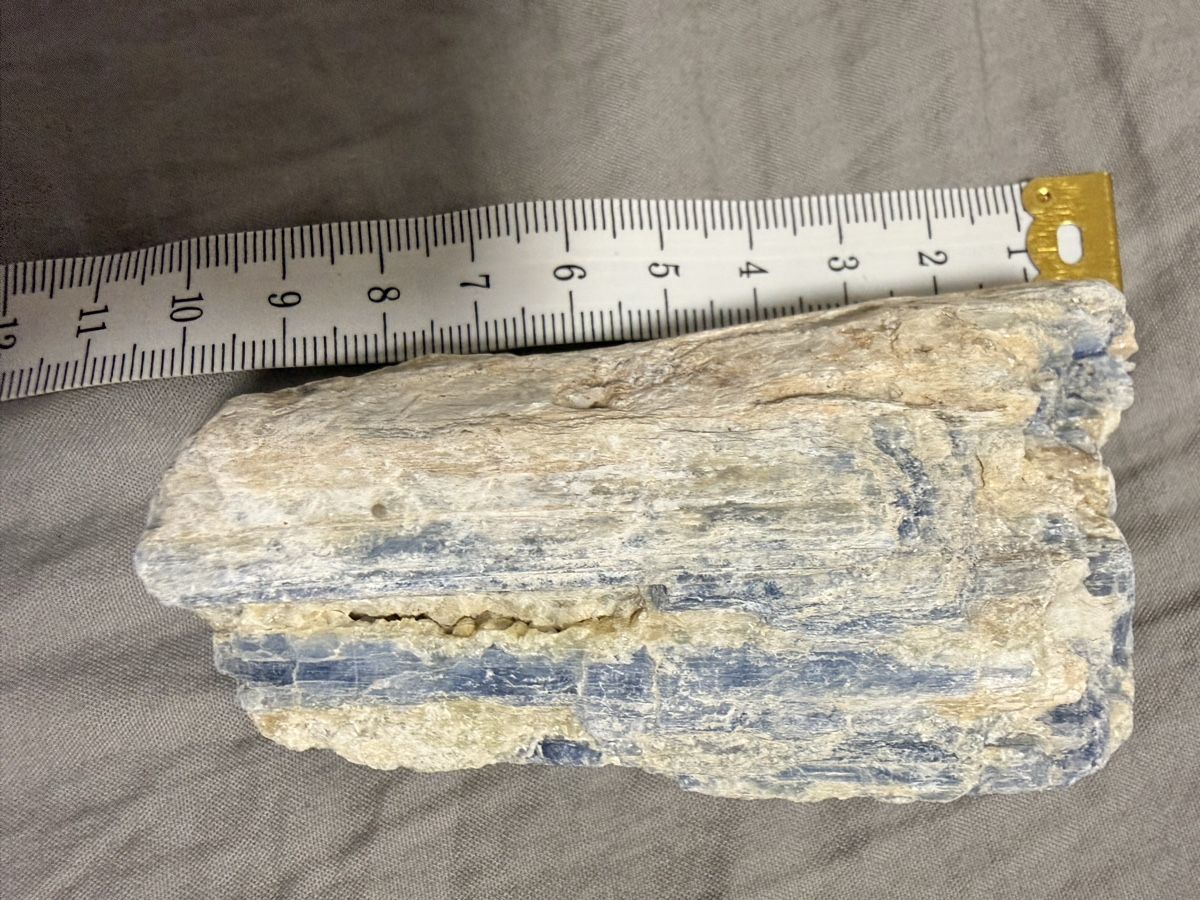 Minéraux & Lithothérapie: Kyanit  Rohstein natural  – Neuf (Voir description) à Oberhof par RealStone 1