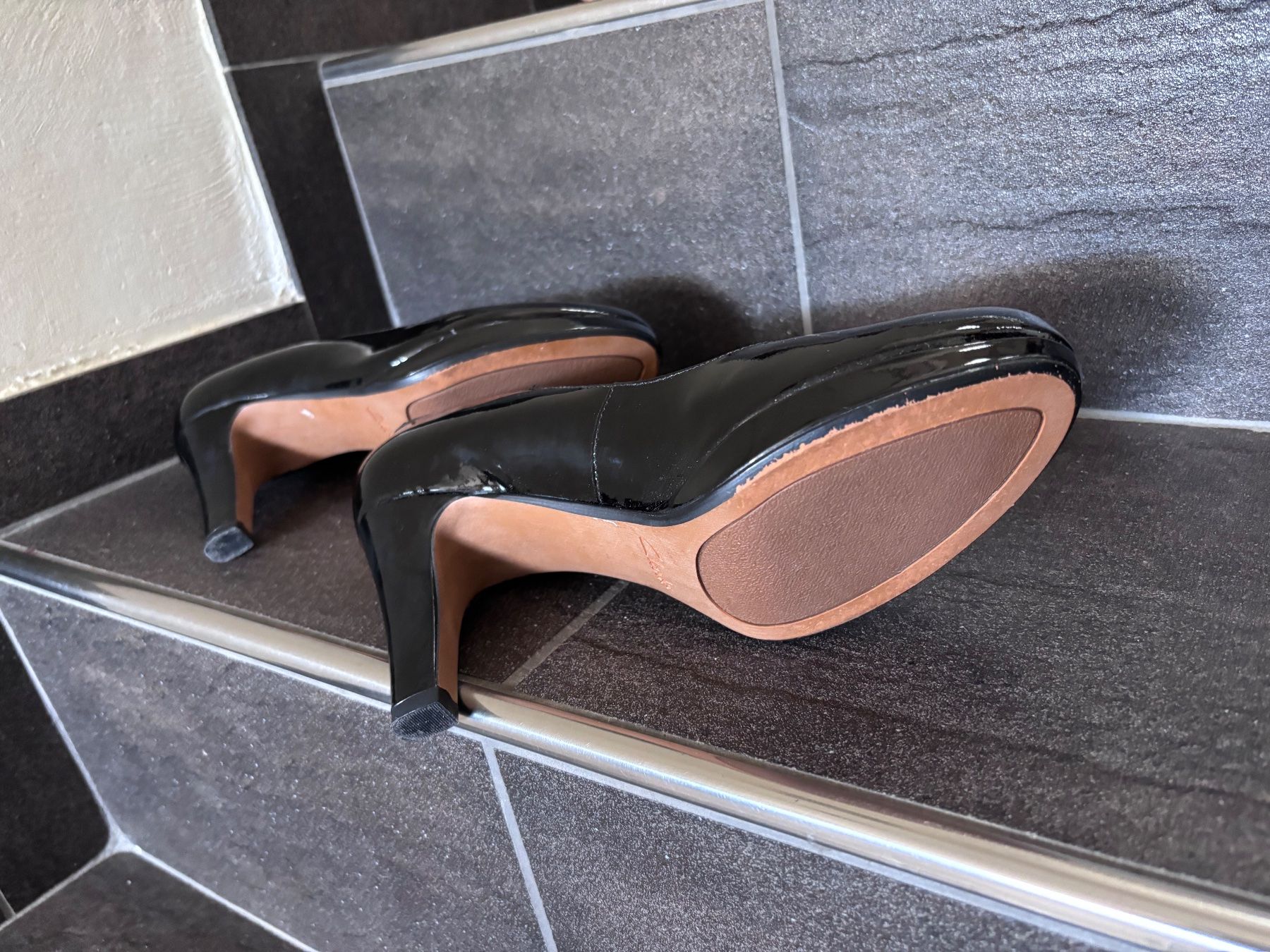 Clarks Scarpe da donna: High Heels Clarks 39 schwarz – Usato da Balsthal venduto da Uroby 5