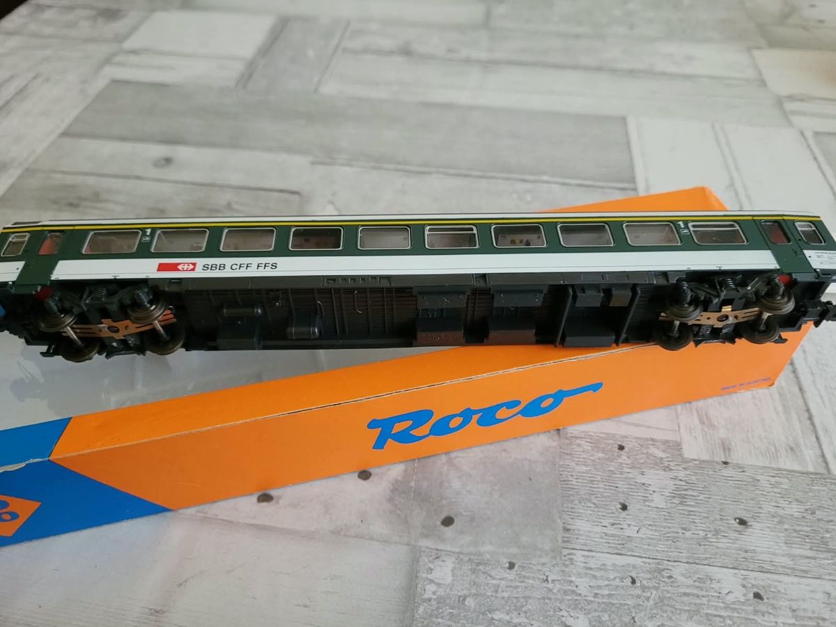 Roco Modellini di ferrovie: ROCO 3 Personenwagen SBB – Usato da Steffisburg venduto da susello 5