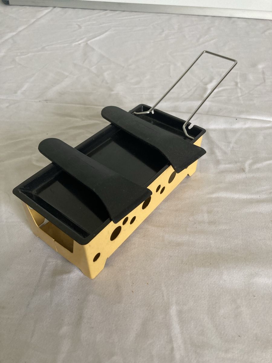Elettrodomestici da cucina: Raclette-Pfännli Set 2-teilig, gelb-schwarz, – Usato da Aarwangen venduto da to-hirschi