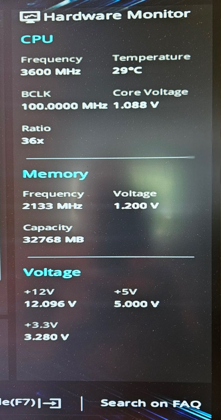 PC: Computer Intel Core i5 - 32GB Memory, 2x nVidia GPU – Usato da Oberhasli venduto da aspoerri 6