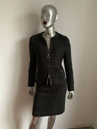 AKRIS punto: Eleganter schwarzer Jupe mit Glitzer, 36
