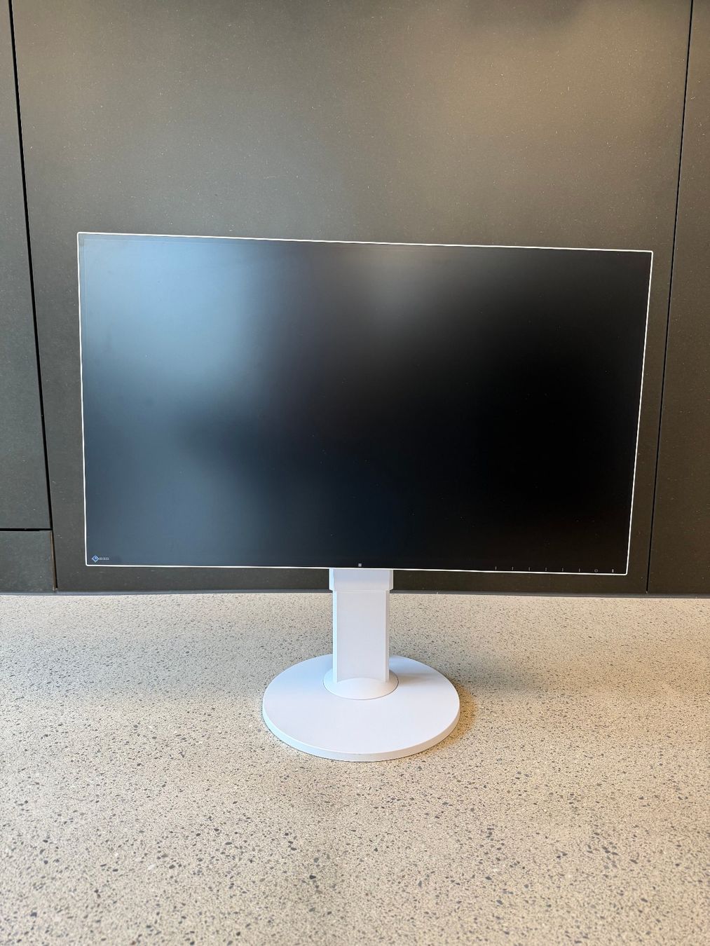 Eizo Monitore: Eizo FlexScan EV2750 weiss – Gebraucht aus Zug von db6_dg58