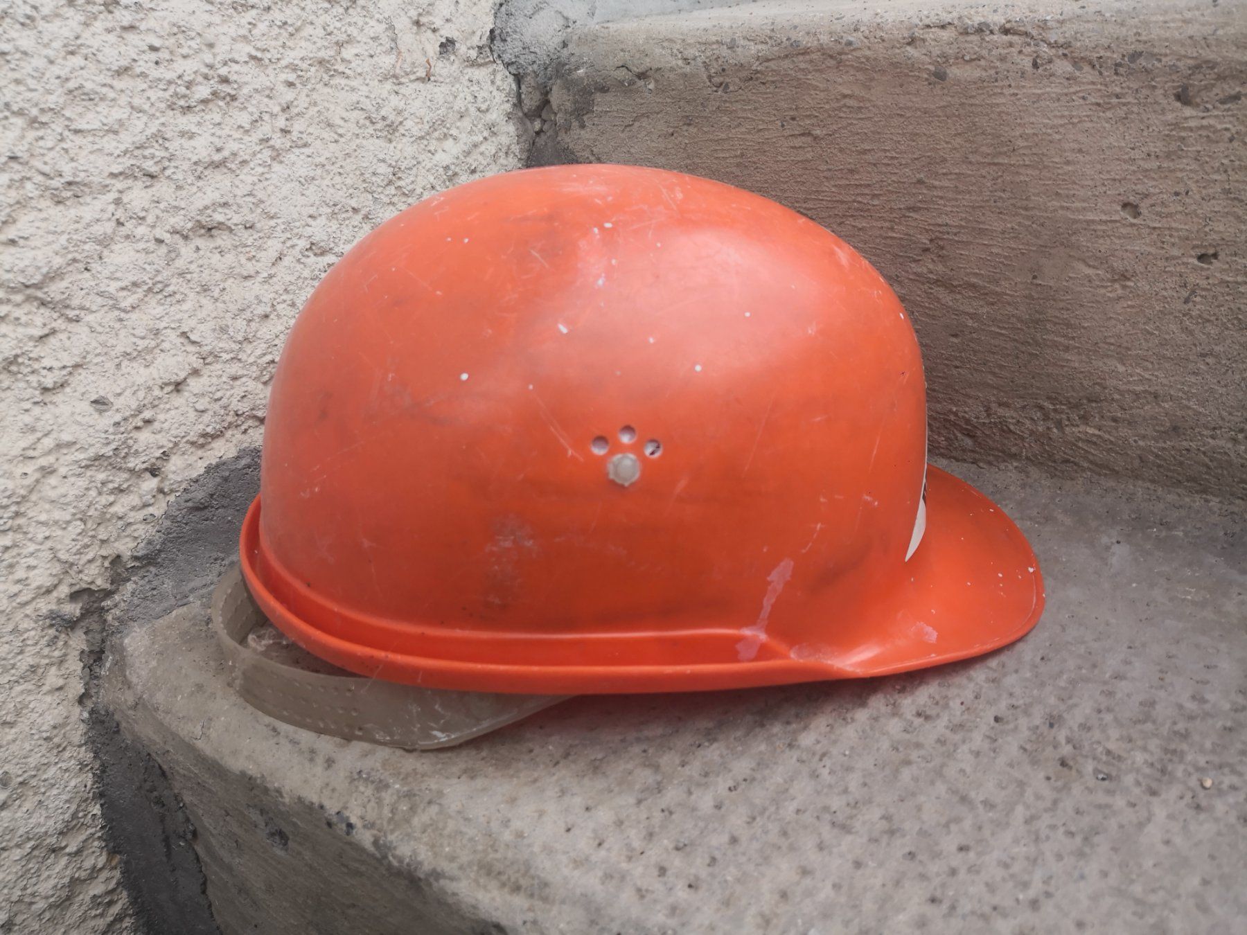 Protezione per viso e udito: Helm PALFINGER FISKARS 1972 – Usato da Monthey venduto da 19_karen_84 7