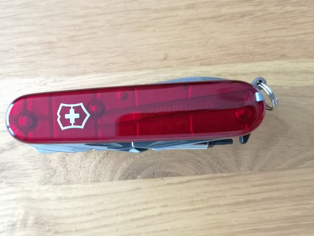 Victorinox XXL 1.6795 (Gebraucht) in Taverne für CHF 100 - mit