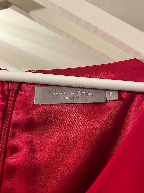 Vestiti: Rotes Kleid Gr. 50 – Nuovo e nell'imballaggio originale da Schindellegi venduto da dontknow____ 2