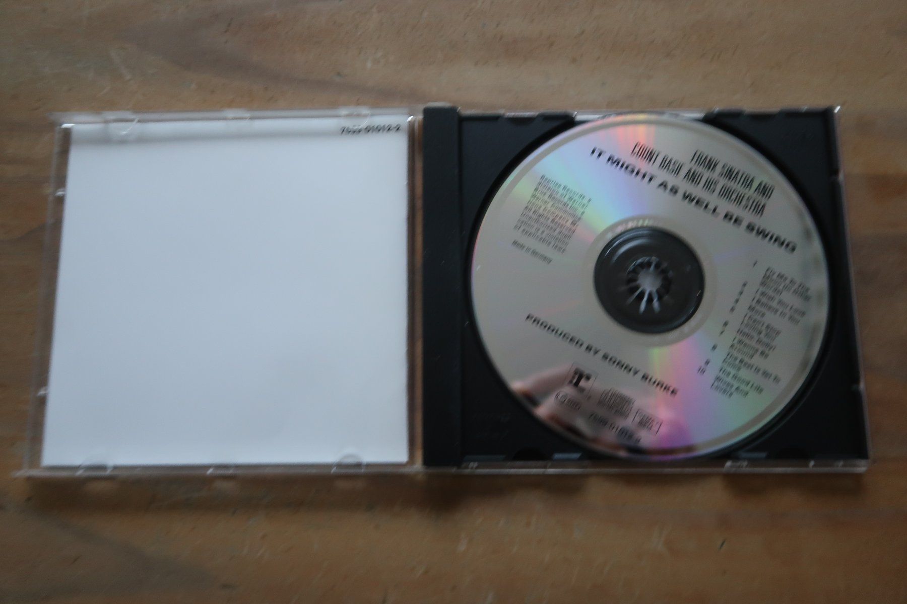 CD: FRANK SINATRA COUNT BASIE - IT MIGHT AS WELL BE SWING - CD – Usato da Basel venduto da Patiscat 3