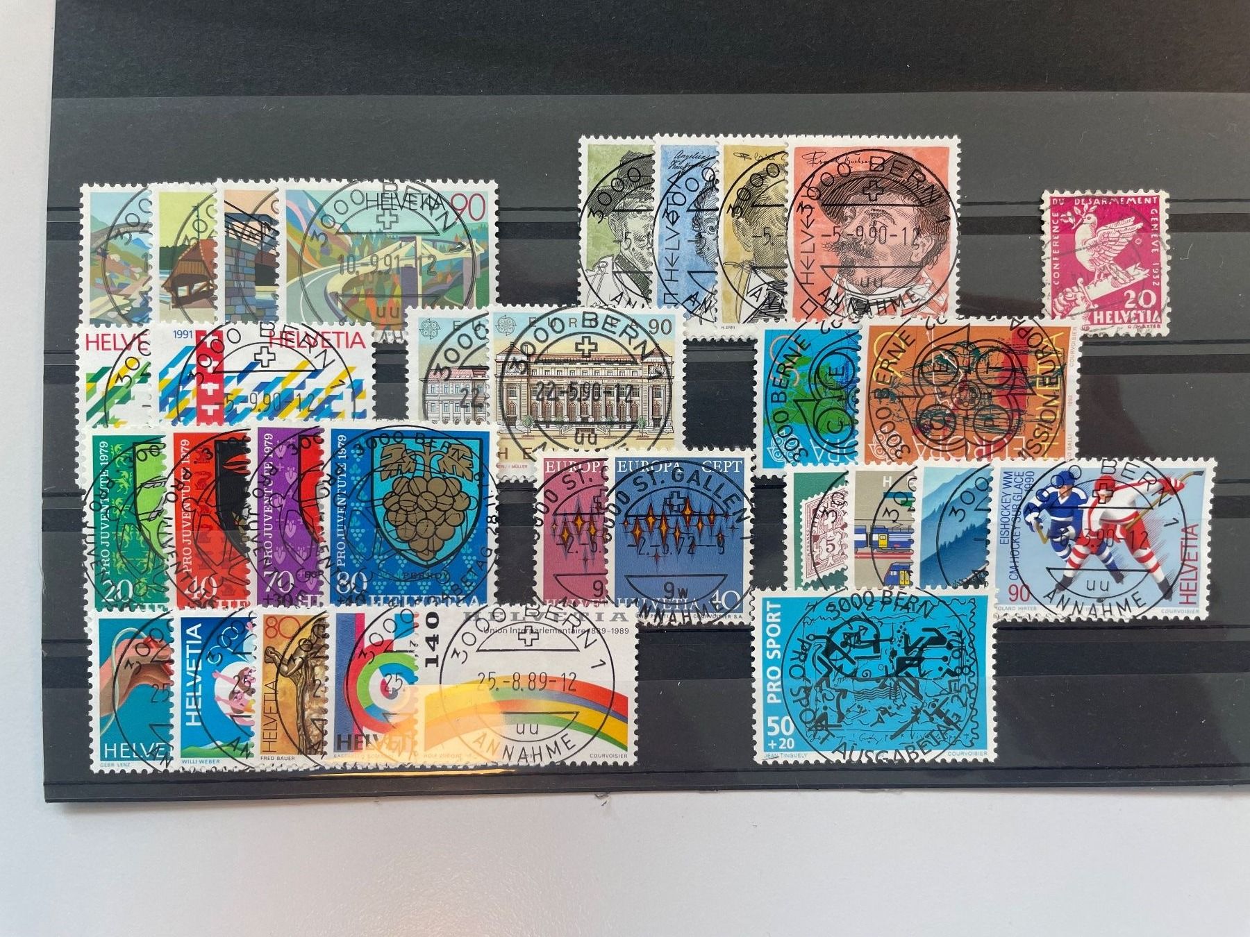 Alle Briefmarken: Set mit Erstagsstempel – Gebraucht aus Küssnacht am Rigi von POSTOMASTER