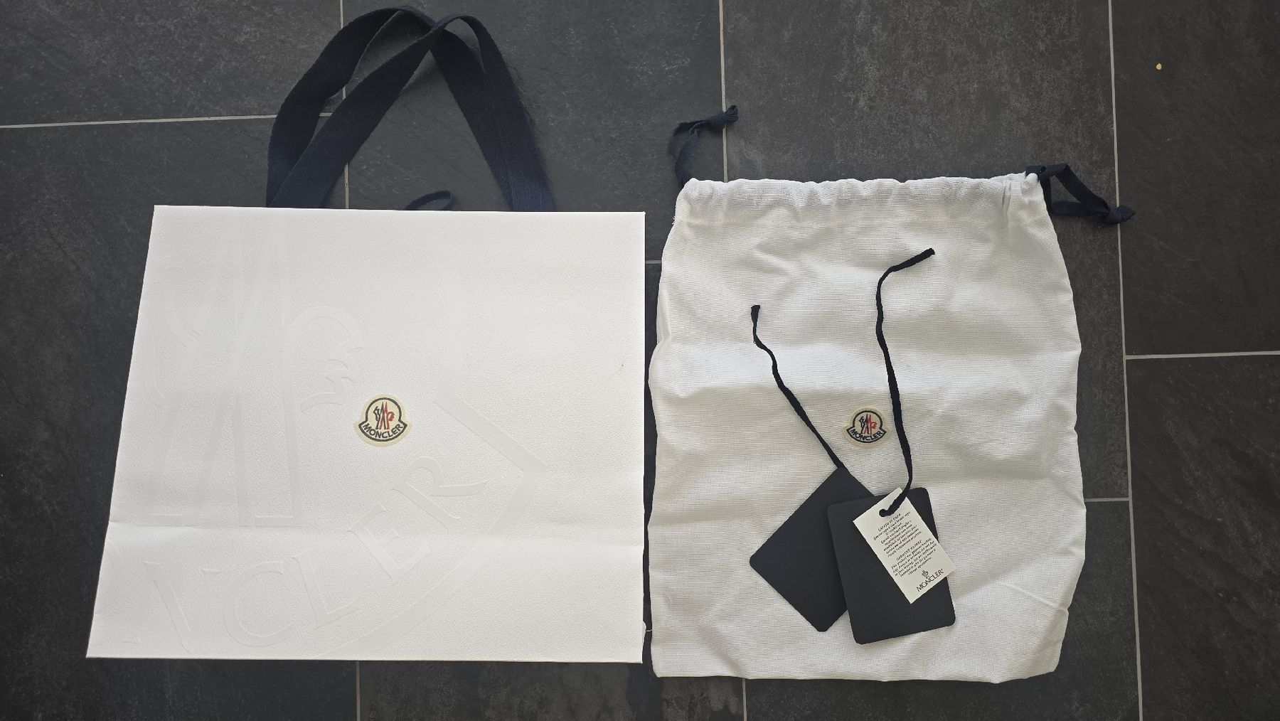 Borse: Moncler Tragtasche und Beutel - Original aus Gstaad – Usato da Worblaufen venduto da Maeder14B