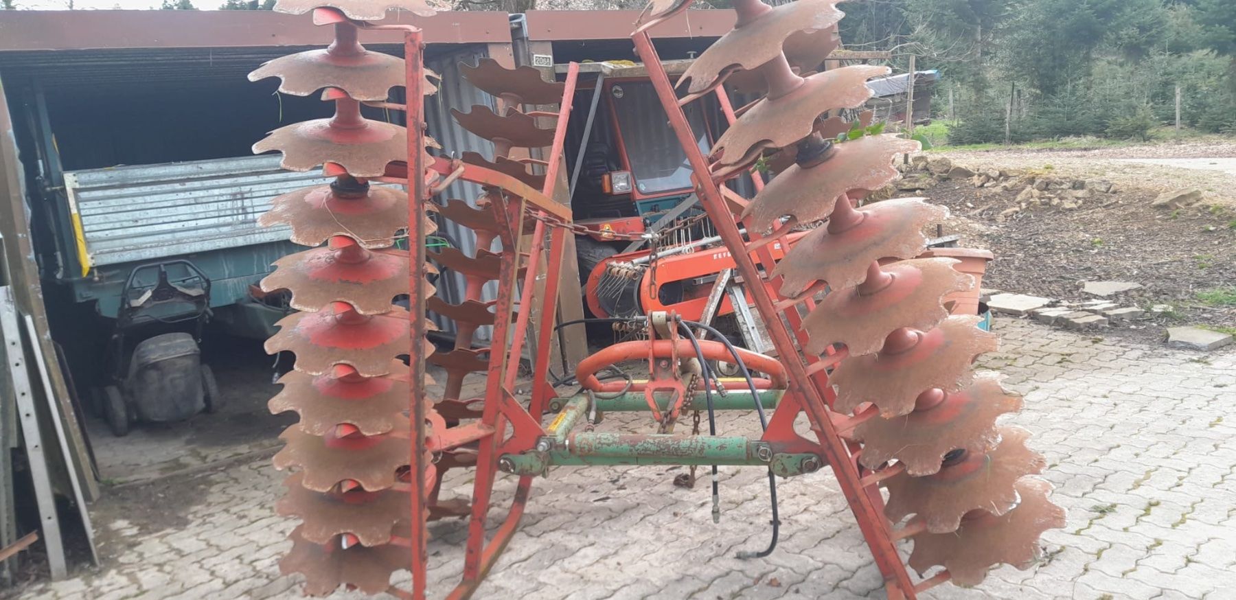 Tutte le macchine: Scheibenegge 4 Meter – Usato da Zunzgen venduto da andrin2004 1