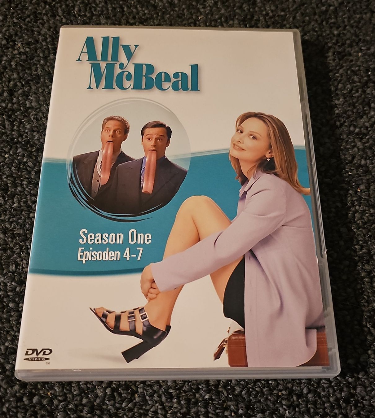 Tutti i DVDs: Ally McBeal Staffel 1.4-1.7 Episoden – Usato da Ruswil venduto da jan_bxl5