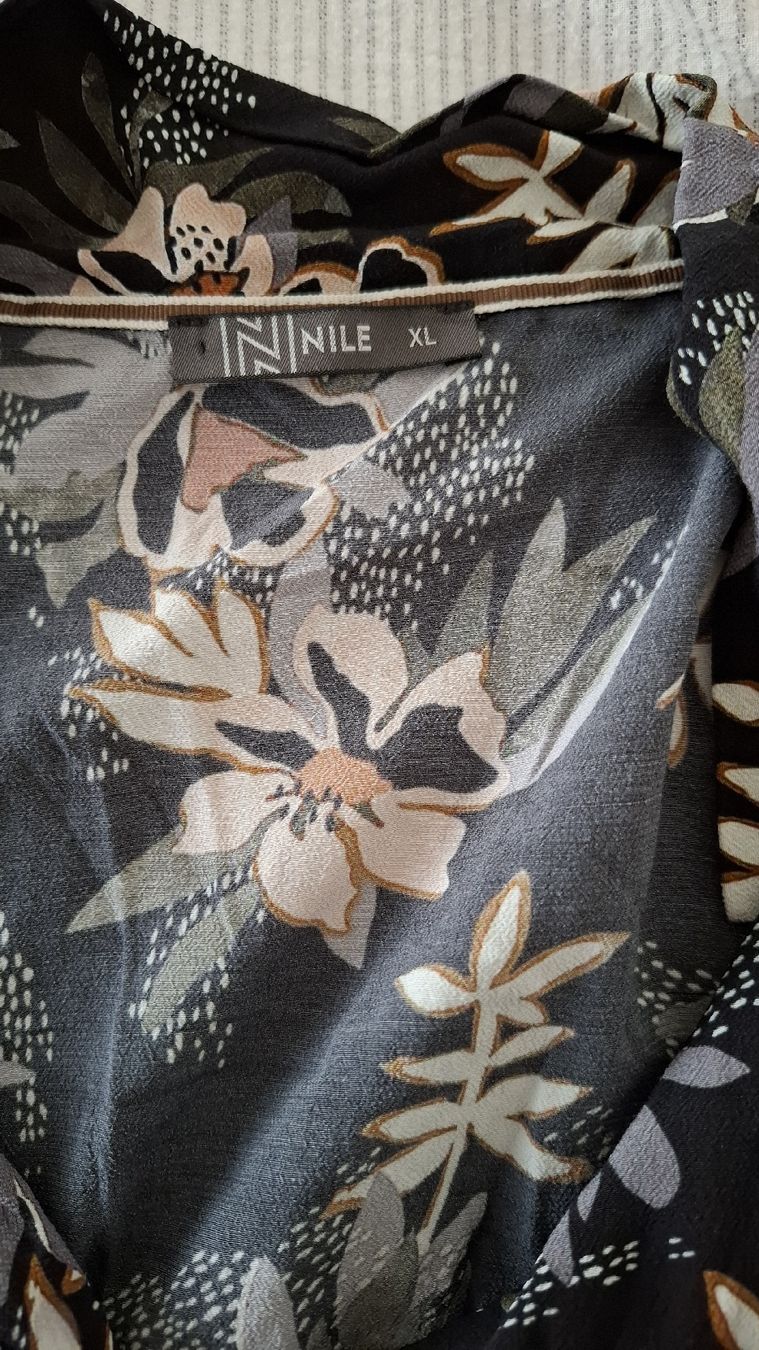 Nile Vestiti: Robe longue fleurie Nile, taille XL, comme neuve – Usato da Payerne venduto da wardi11 6