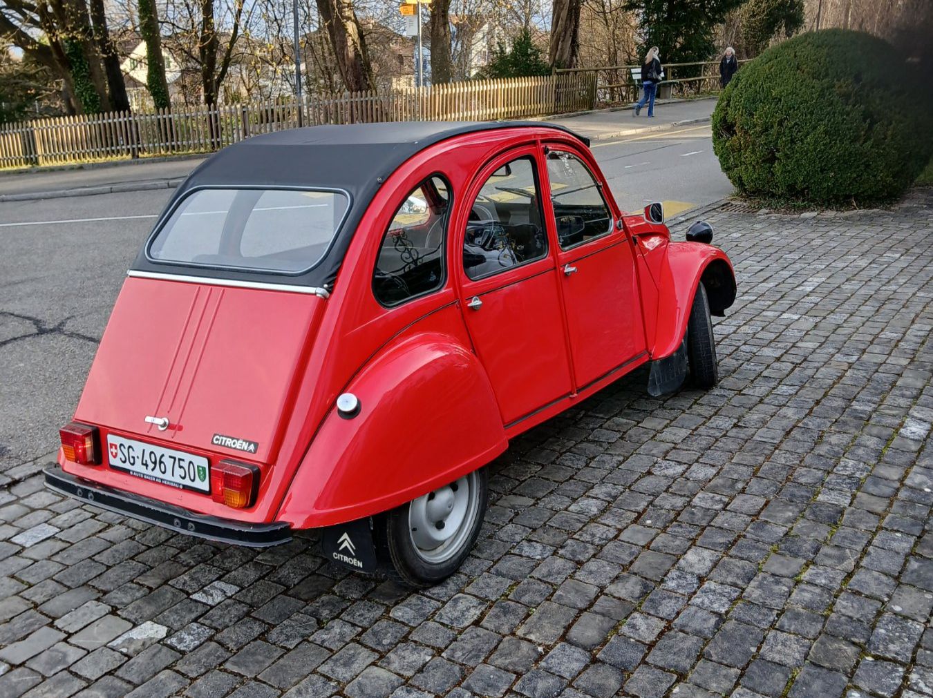 Citroën Automobili: Citroen 2CV 6 Spezial – Usato da Goldach venduto da huerlimann78 3