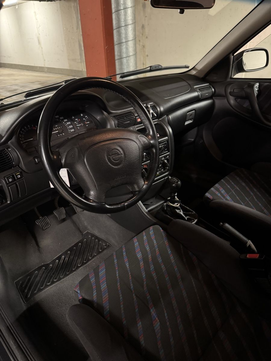 Opel Automobili: Opel Astra GSi Irmscher – Usato da Frauenfeld venduto da Joe039 6