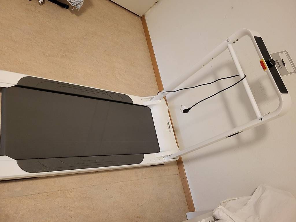 Decathlon Hometrainer: Laufband Domyos – Usato da Meilen venduto da ug1_6t6c 1