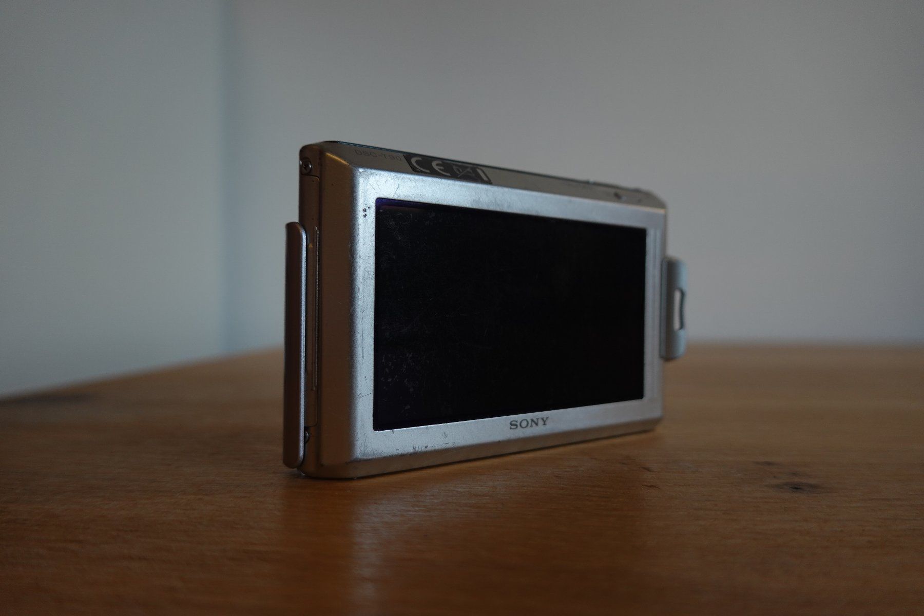 Sony Kamera: Sony DSC-T90 - Grau – Defekt aus Fribourg von mar_9vlt 1