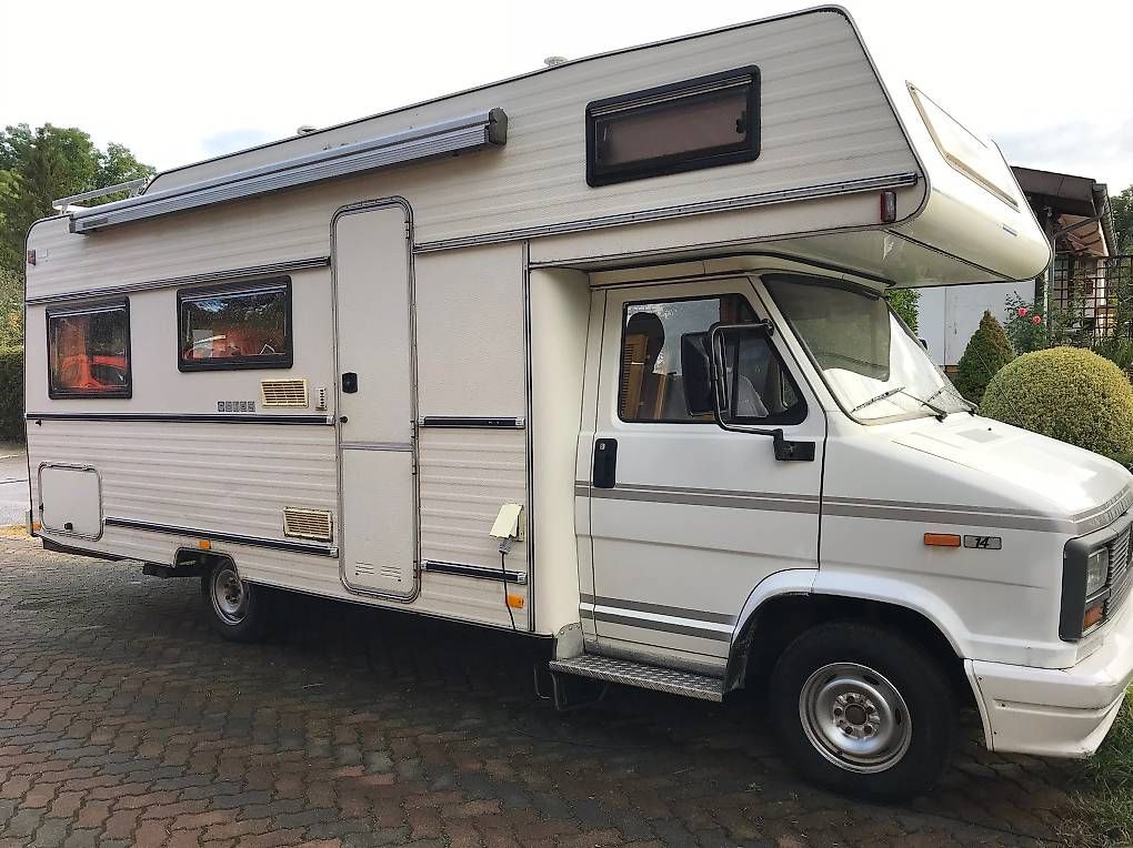 Fiat Veicoli da campeggio: Camper Fiat Ducato – Usato da Avenches venduto da Rolou 1