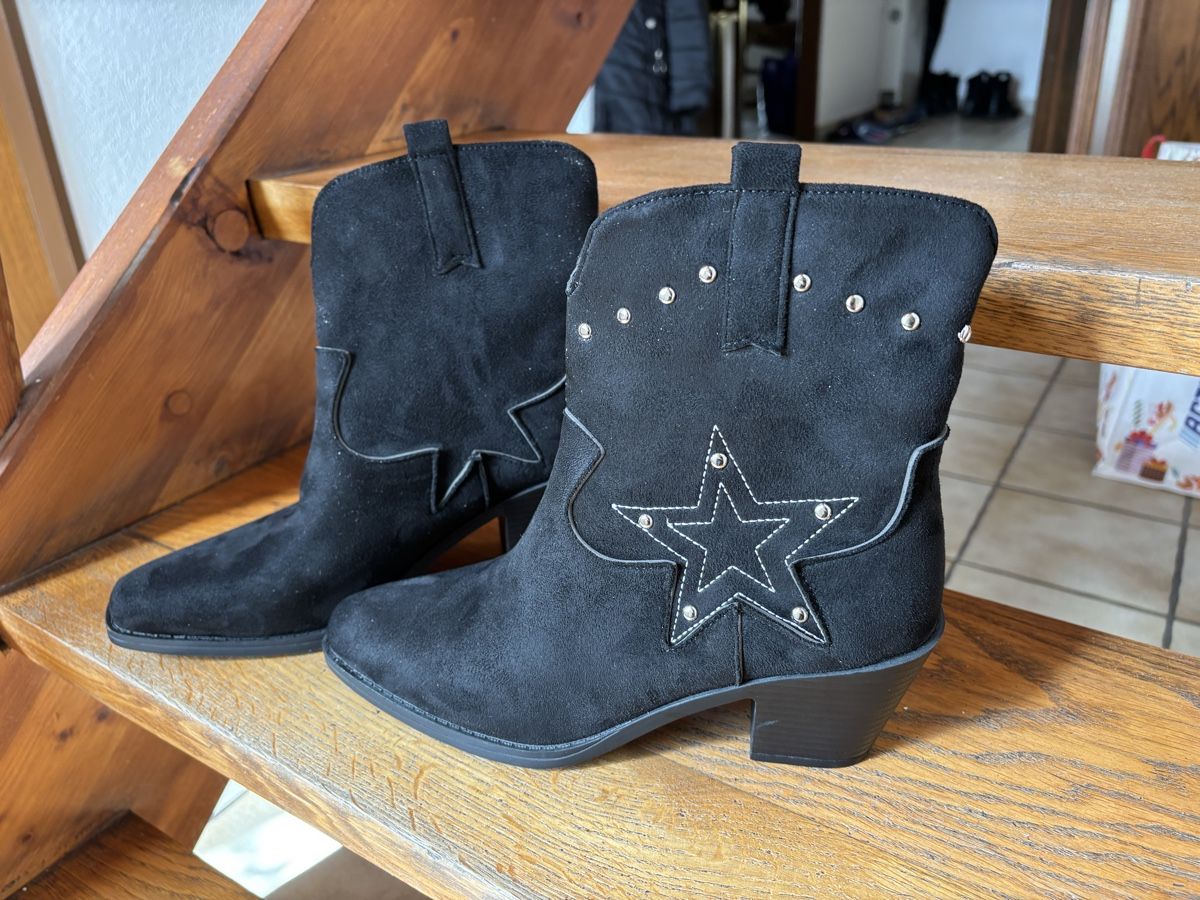 Scarpe da donna: Bottines noires – Nuovo (secondo la descrizione) da Courcelon venduto da odi_9mjv 4