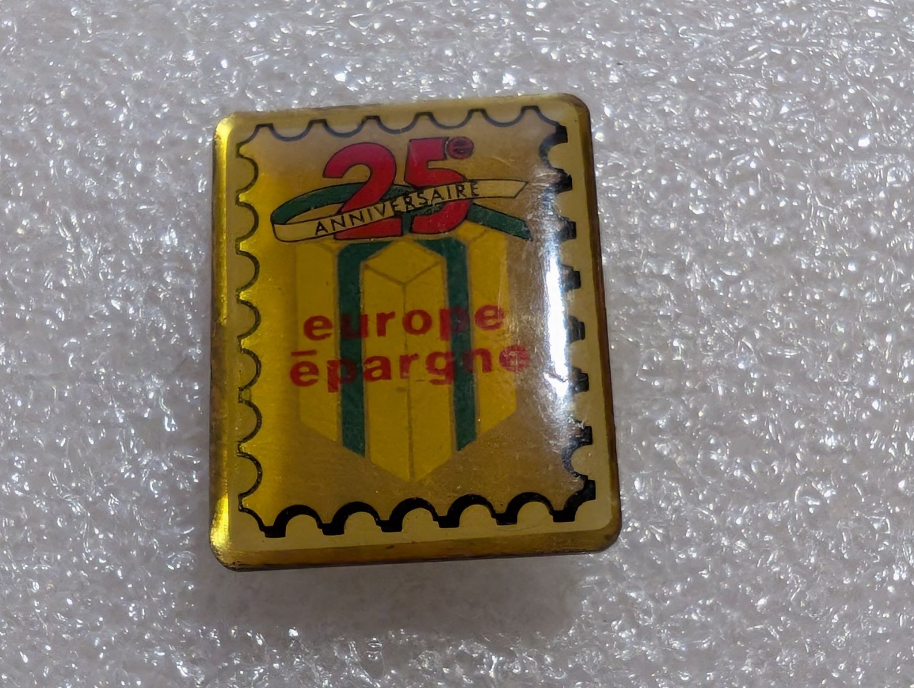 Plaquettes & Badges: Ansteckpin 259: – D'occasion à Oppligen par Pin-Fall-Shop