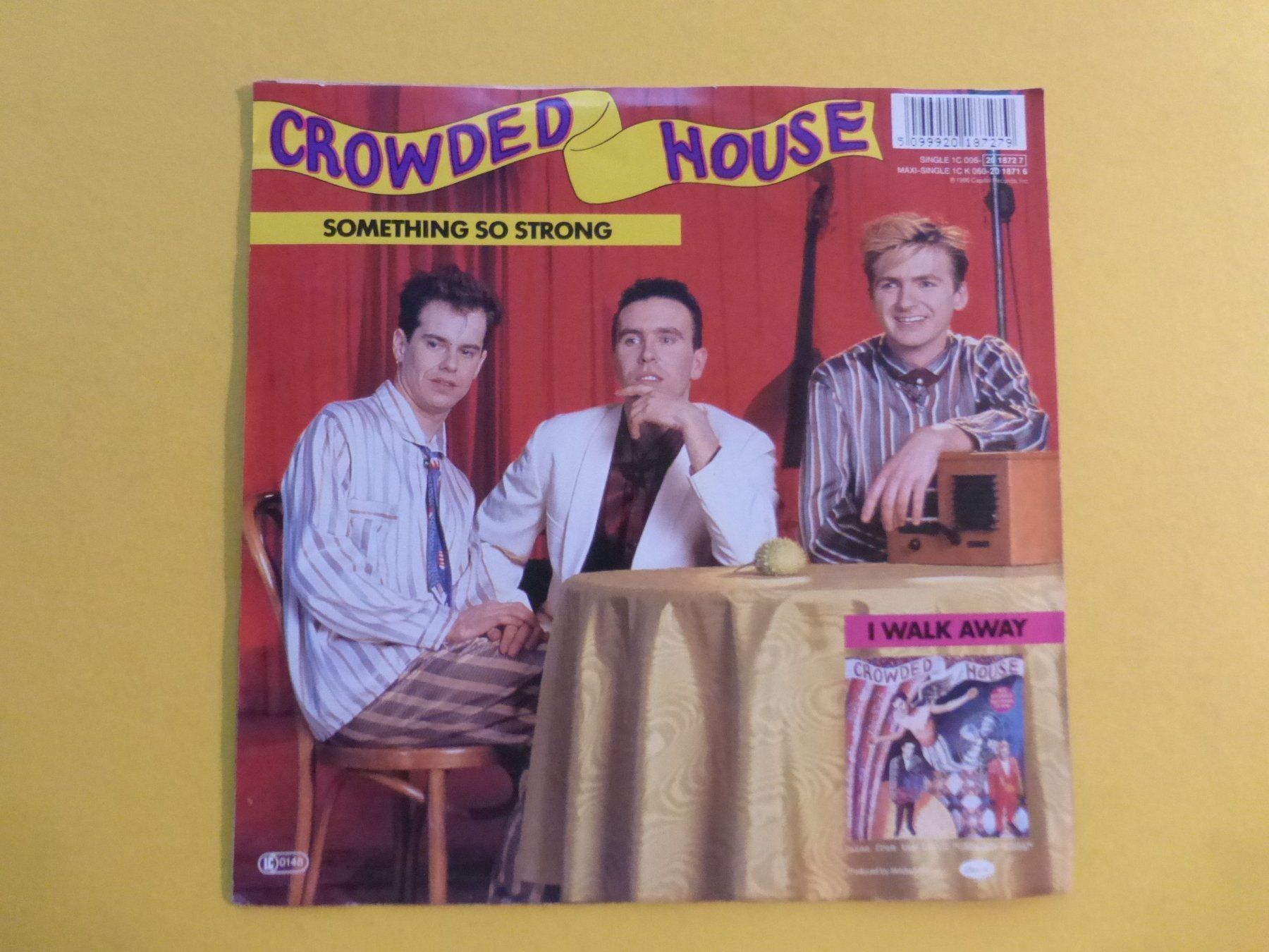 Schallplatten: Crowded House – Something So Strong – Gebraucht aus Zürich von Swiss57 1