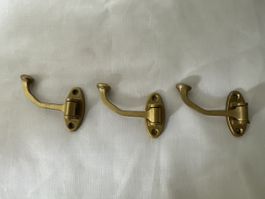 Wandhaken aus Metall 3 Stk. INCA 403 gebraucht,  einklappbar