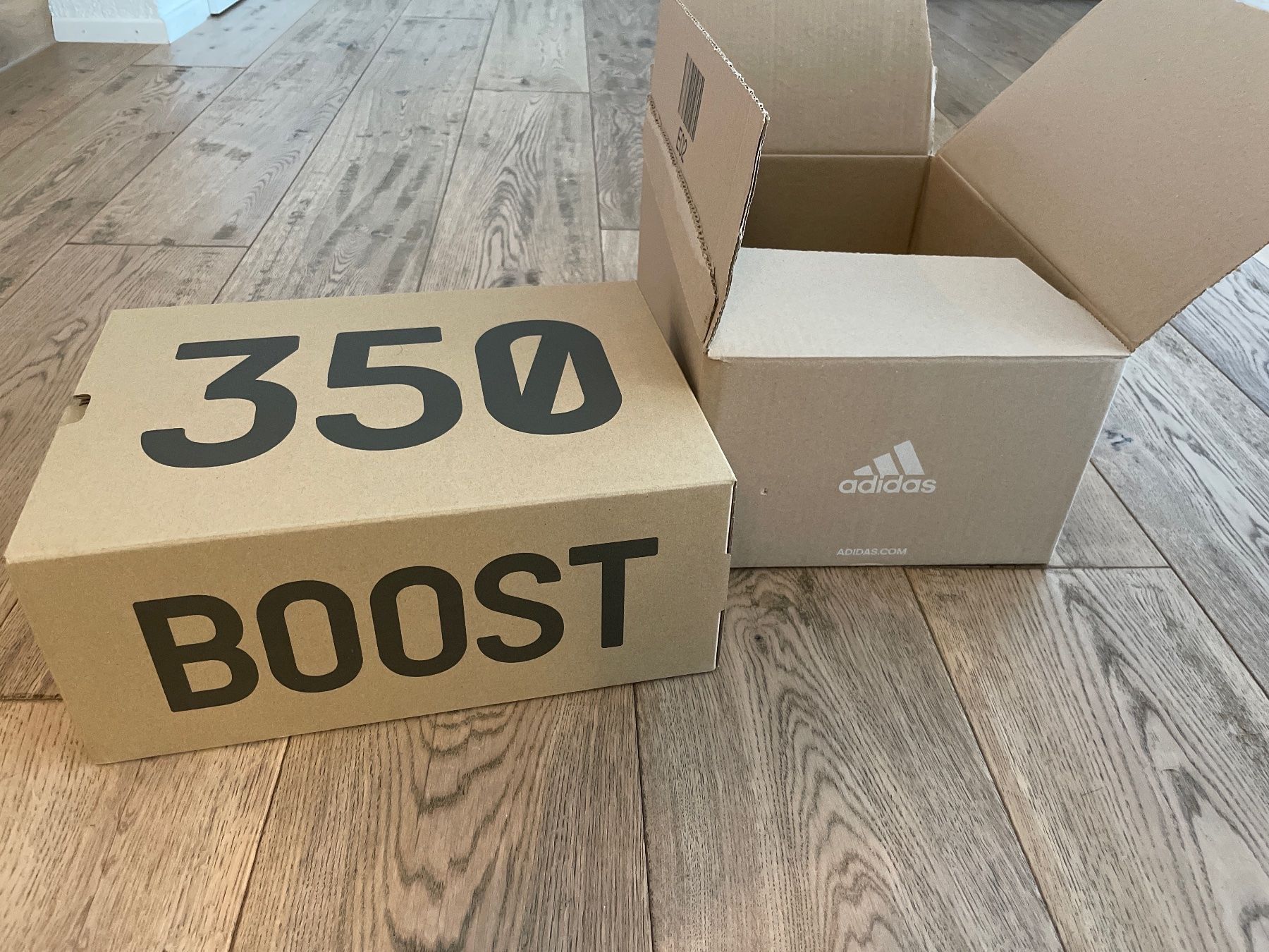 Adidas Scarpe da uomo: Adidas Yeezy 350 – Nuovo e nell'imballaggio originale da Weisslingen venduto da Espenmoos79 3