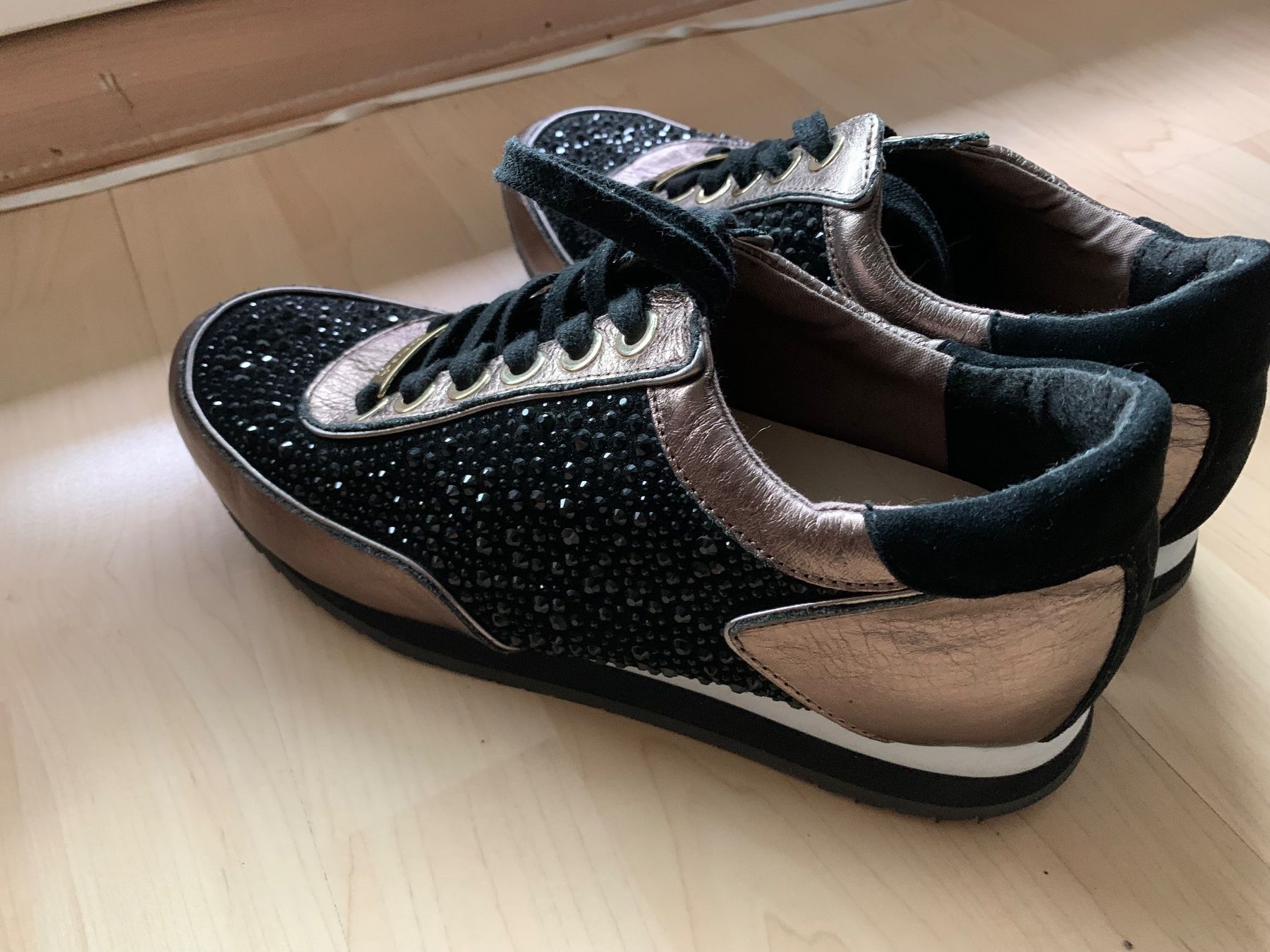 Scarpe da donna: Schuhe – Nuovo (secondo la descrizione) da Zürich venduto da Auschra1 1