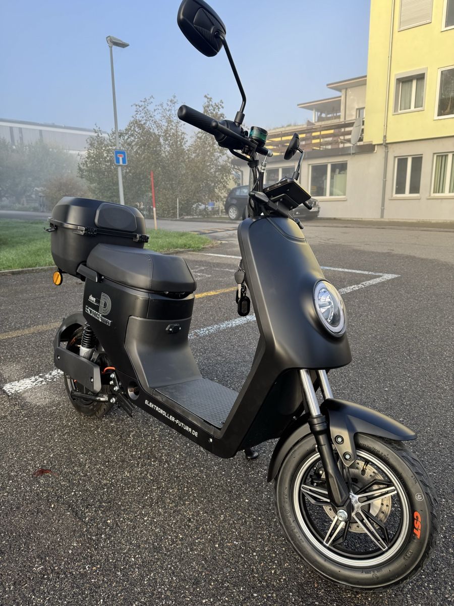 Scooters: Elektroroller NEU – Neu und originalverpackt aus Bad Zurzach von classic769 8