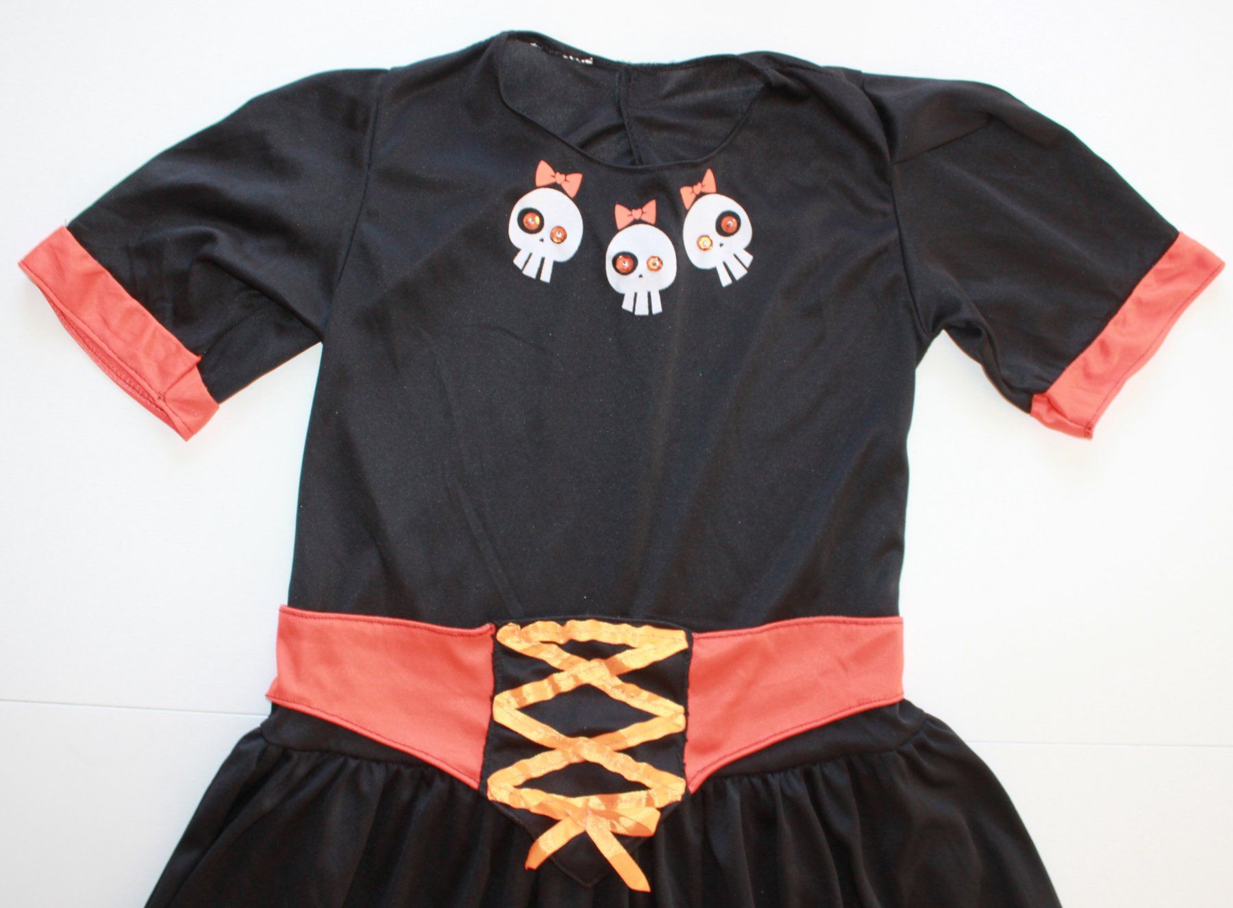 Costumi: Costume sorcière / Hexe t. 7 - 9 ans – Usato da Peseux venduto da CoolShoping 3