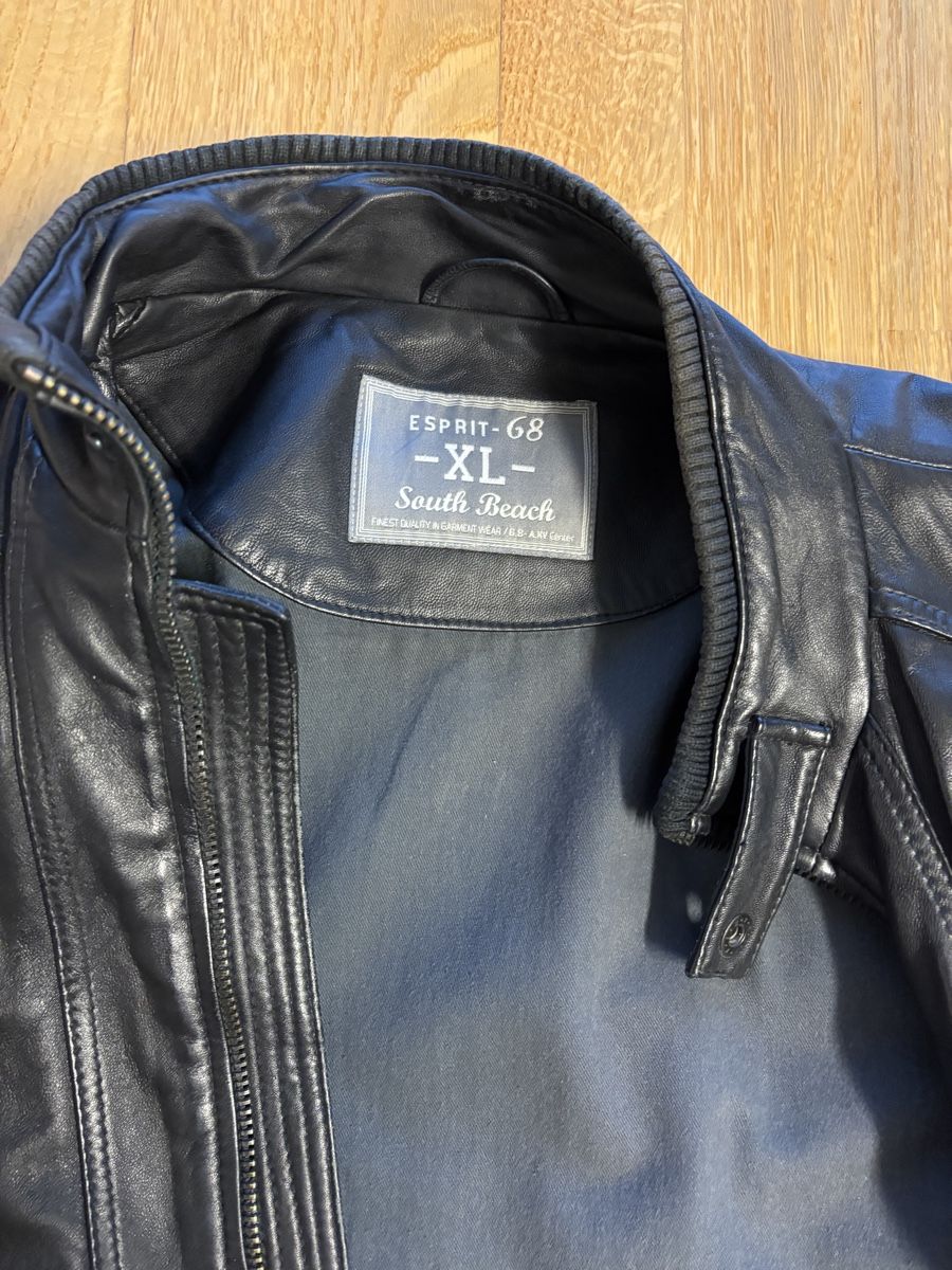 Giacche: Lederjacke Esprit schwarz Grösse XL – Usato da Luzern venduto da clape68 2