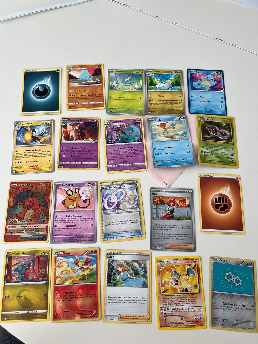 Pokémon Carte collezionabili: 20 Pokemon Karten Set diverse Modelle – Usato da Neuhaus SG venduto da Tanjach