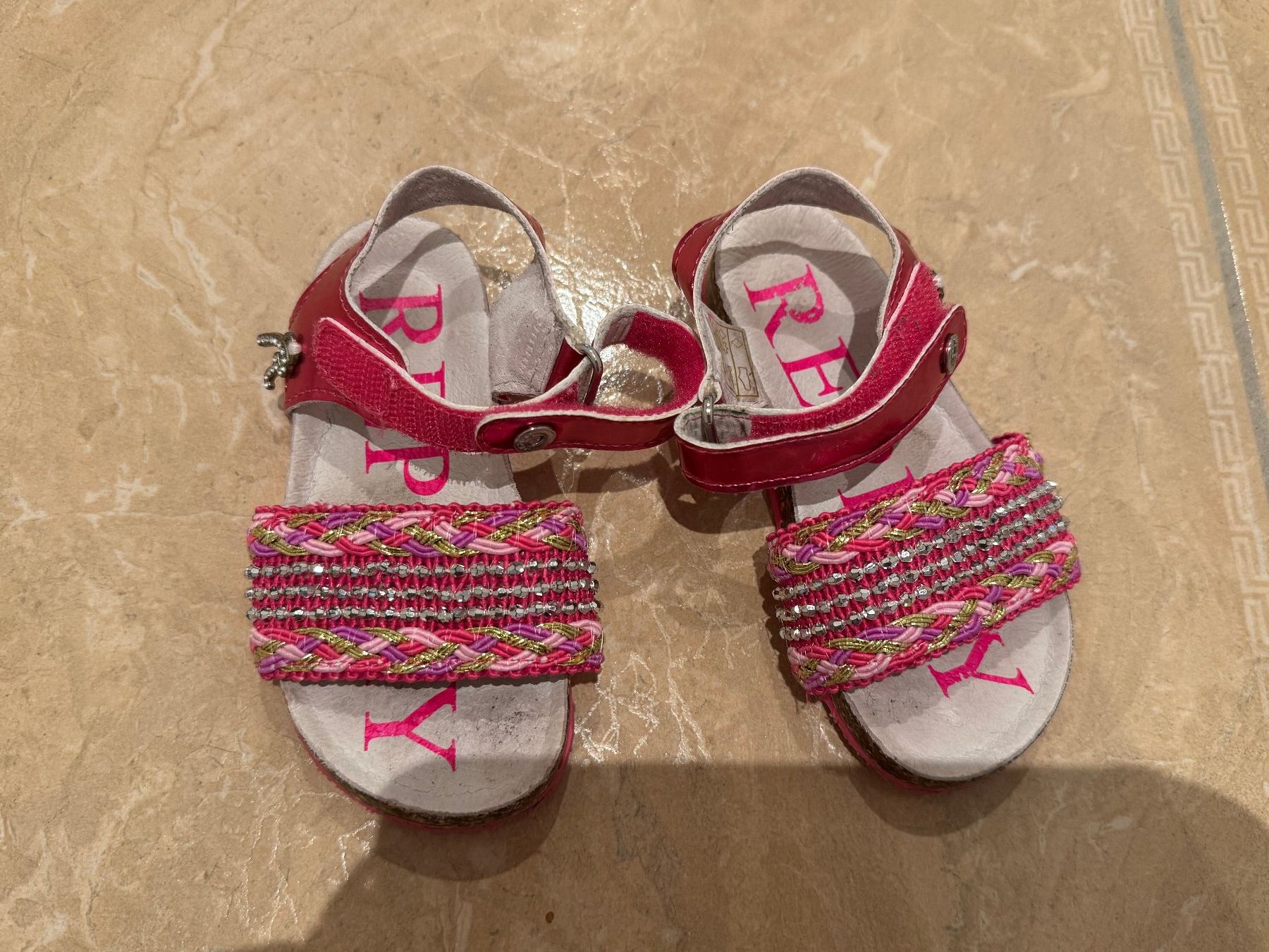 Replay Scarpe per ragazze: Replay süsse Sandalen, 24 – Usato da Klingnau venduto da Markus14
