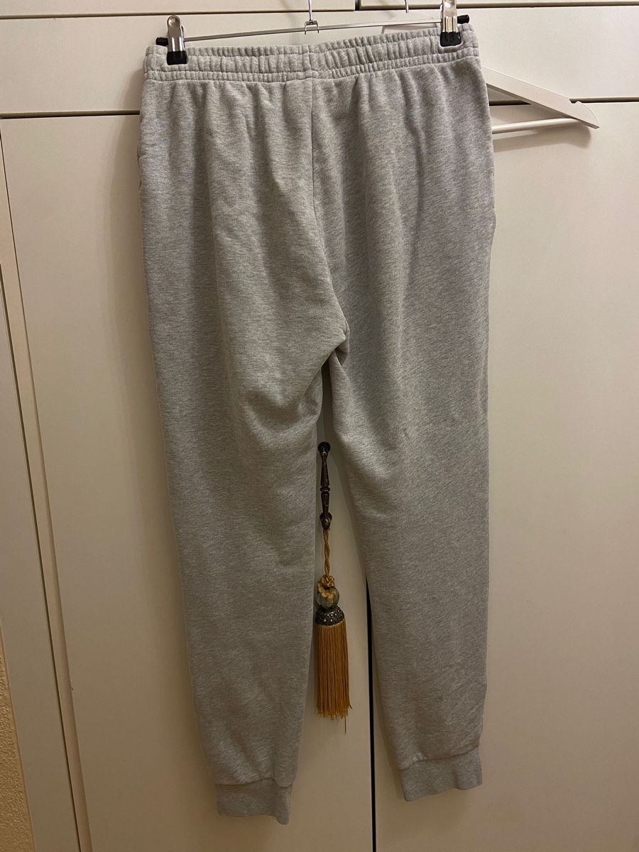 Lacoste Pantaloni: Lacoste Trainerhose – Nuovo (secondo la descrizione) da Dübendorf venduto da Sebashop 1