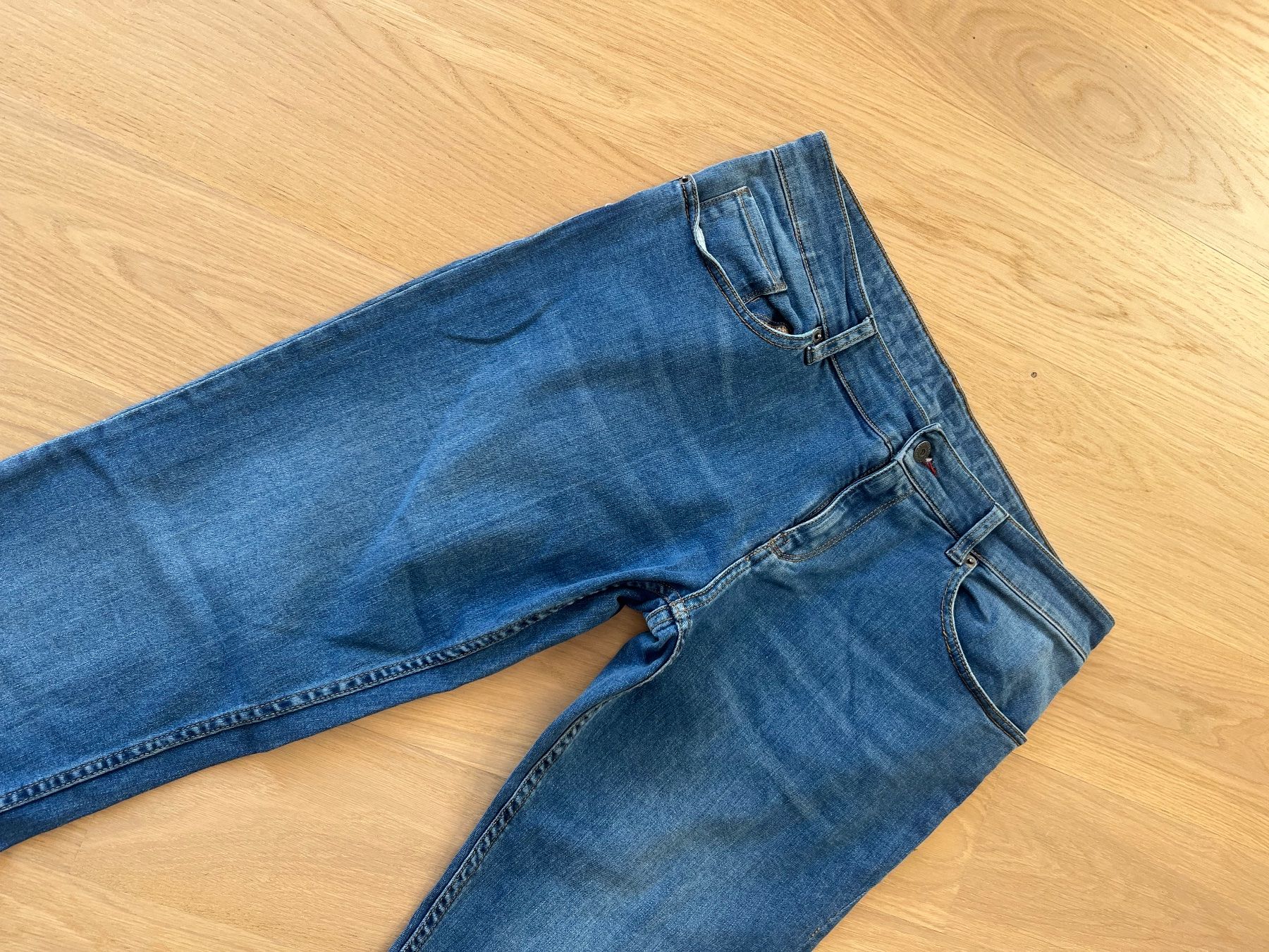 Napapijri Jeans: NapaPijri Jeans, Grösse 32 – Nuovo (secondo la descrizione) da Bonstetten venduto da Savannah7 1