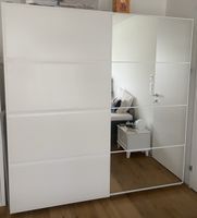 IKEA PAX Kleiderschrank mit Schiebetüren & Spiegel