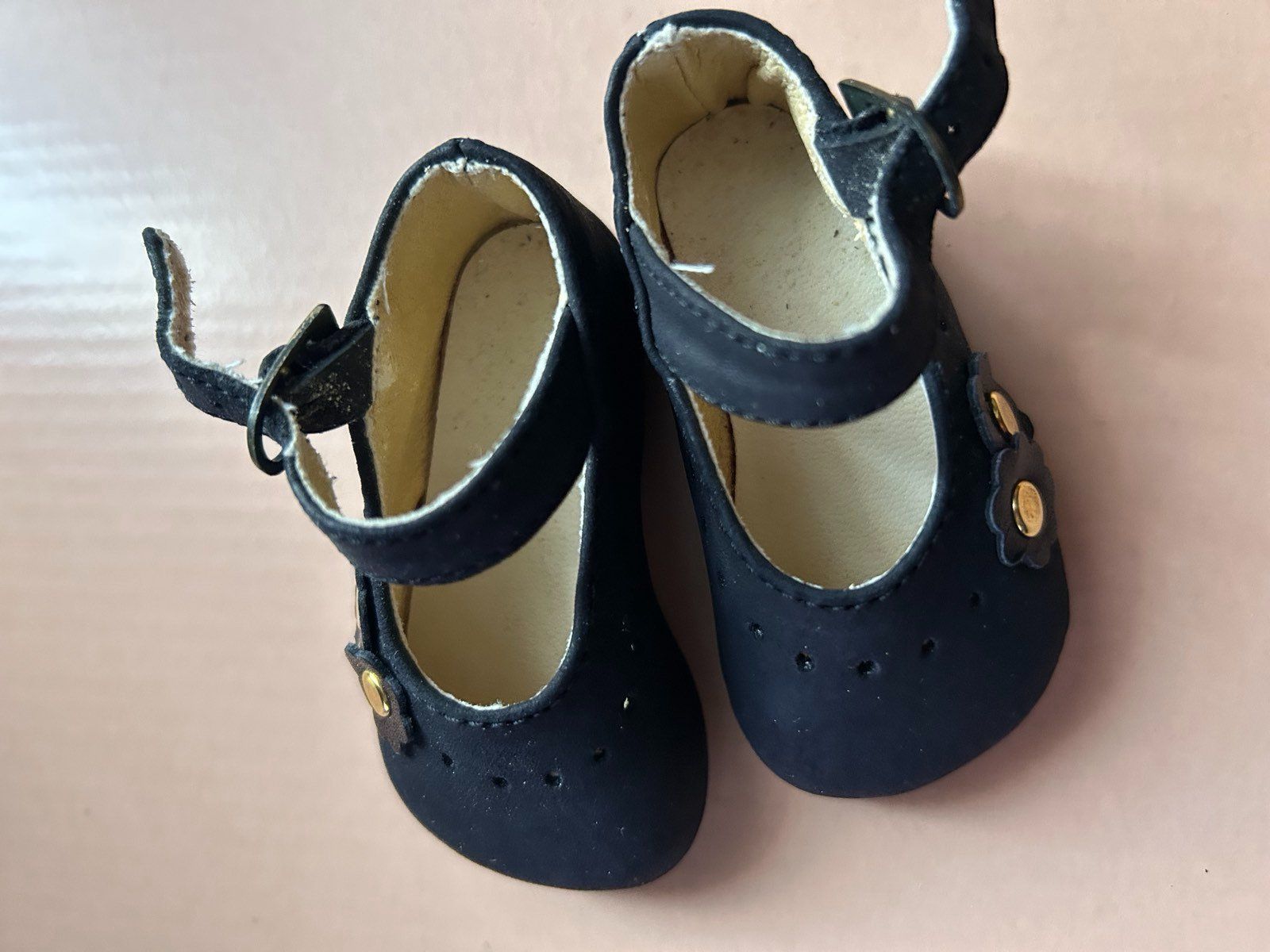 Poupées: Neue Schuhe aus Leder, ca. 8 cm. – Neuf (Voir description) à Wil SG par Nvik 2