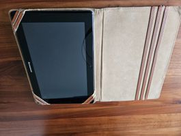 Lenovo Tablet mit Hülle