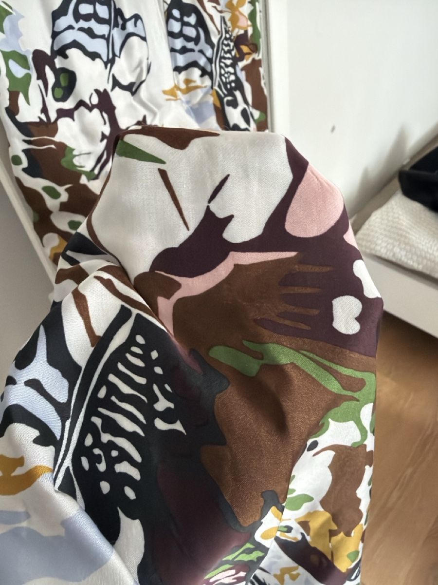Massimo Dutti Kleider: Maxi-Kleid Massimo Dutti Blumenmuster Grösse 34 – Gebraucht aus Moudon von patricia115 2