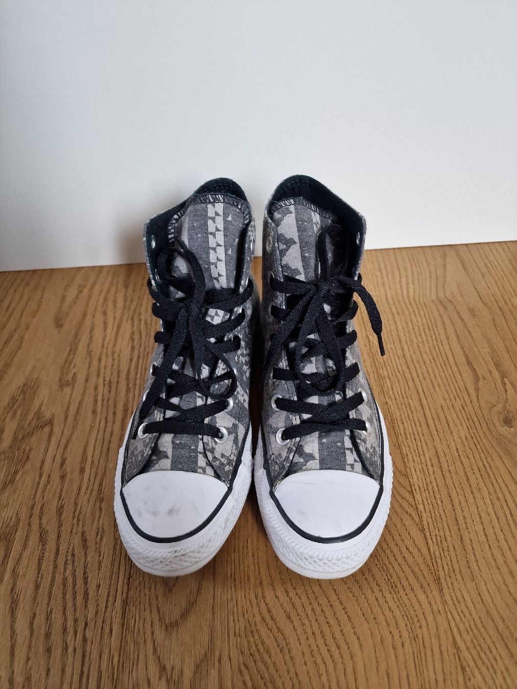 Converse Damenschuhe: Converse – Neu (gemäss Beschreibung) aus Lengnau BE von pja_66q6